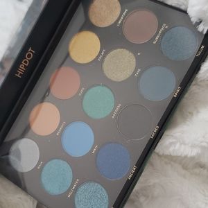 Hipdot Cenote Eyeshadow Palette